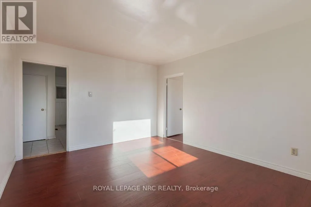 UNIT 5 - 389 ELIZABETH STREET