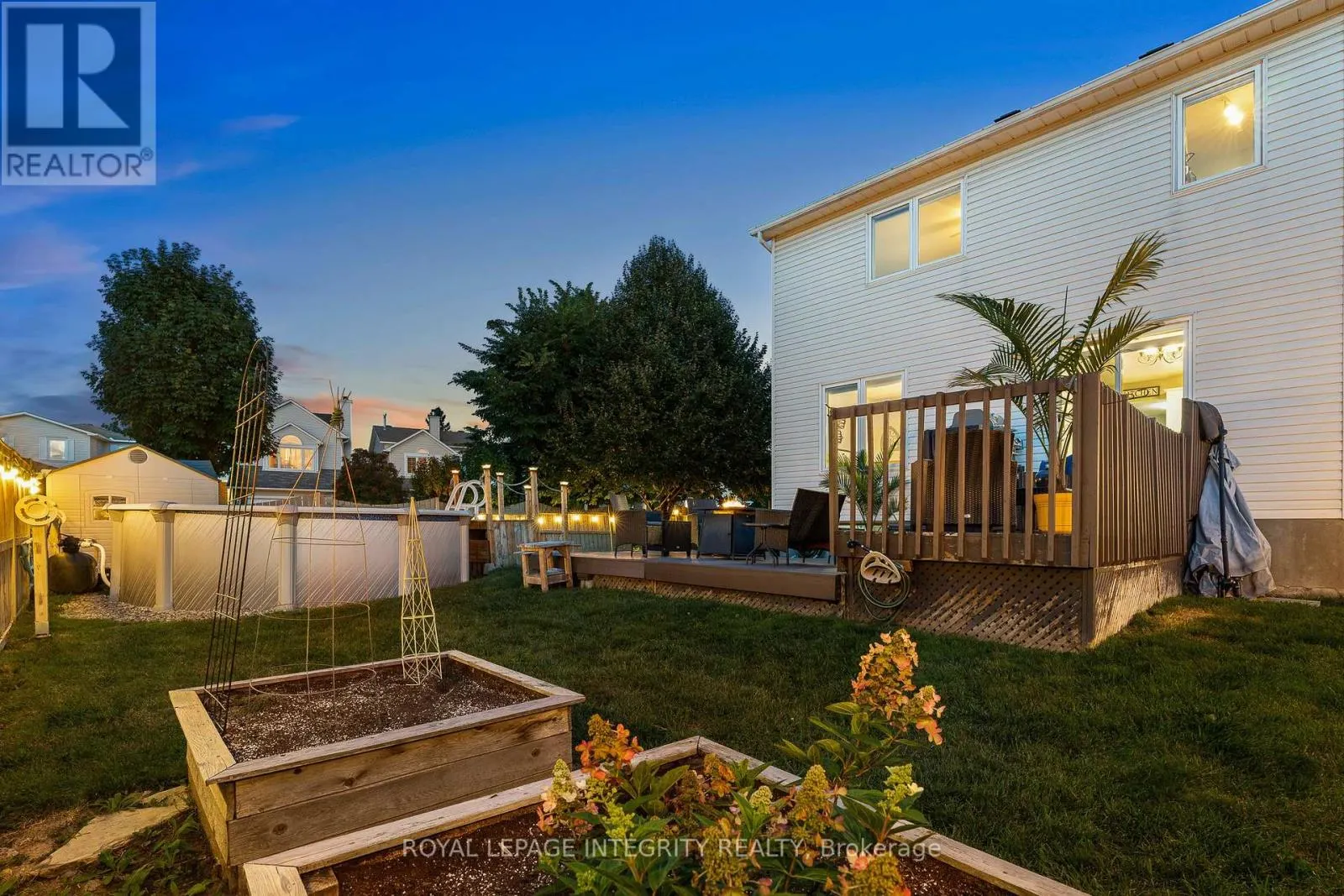 589 POCONO CRESCENT