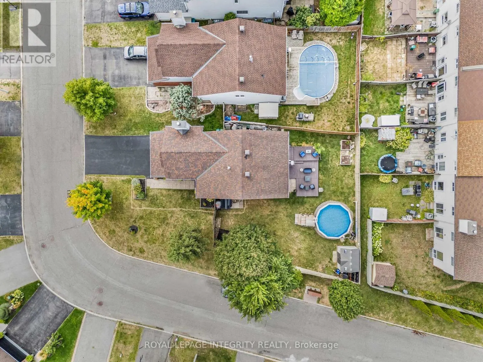 589 POCONO CRESCENT