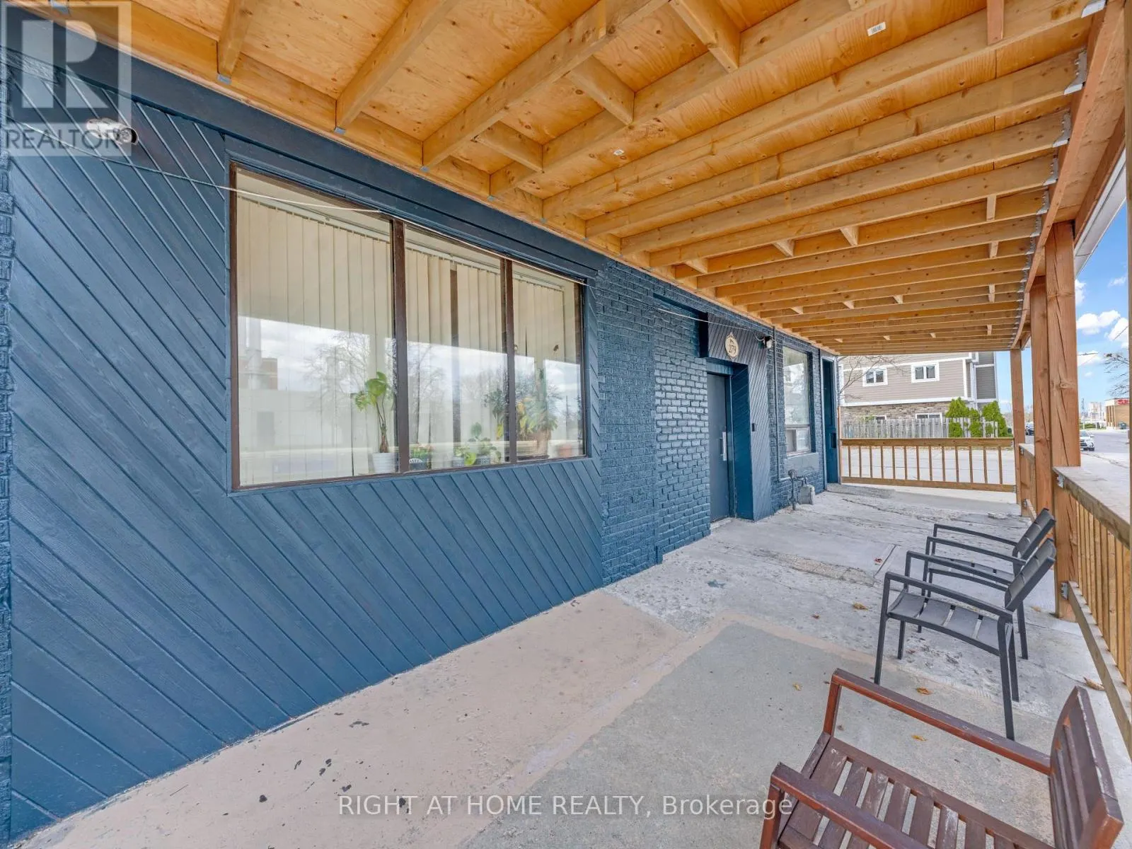 12 - 279 DROUILLARD ROAD