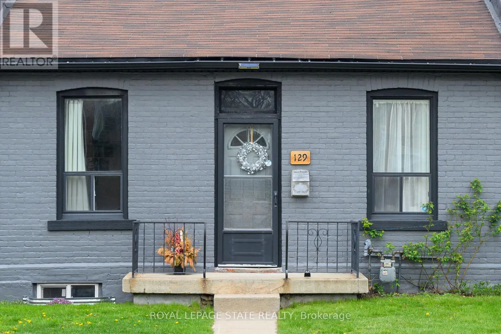 129 DUNDURN STREET N