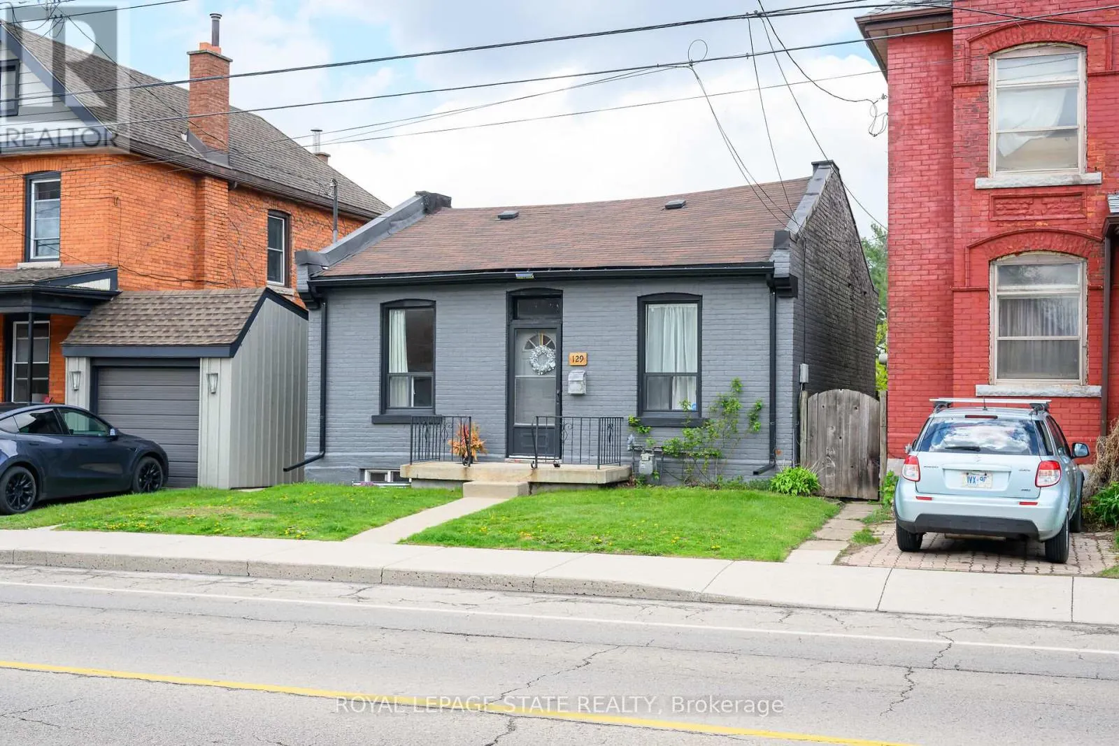 129 DUNDURN STREET N