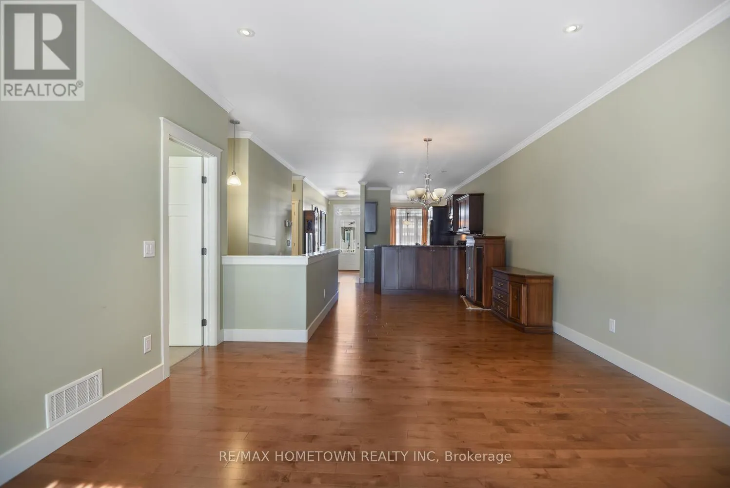 427 BROCK STREET