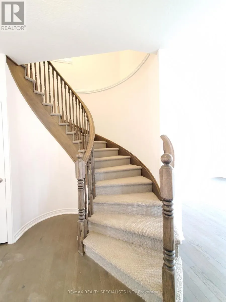 474 BLACKBURN DRIVE