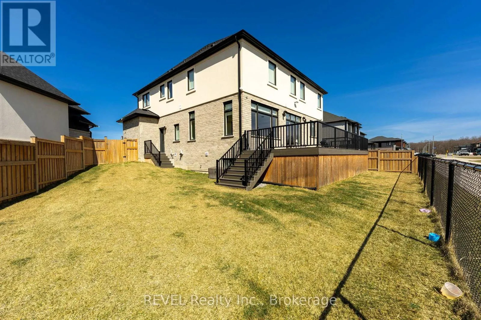 7515 SHERRILEE CRESCENT