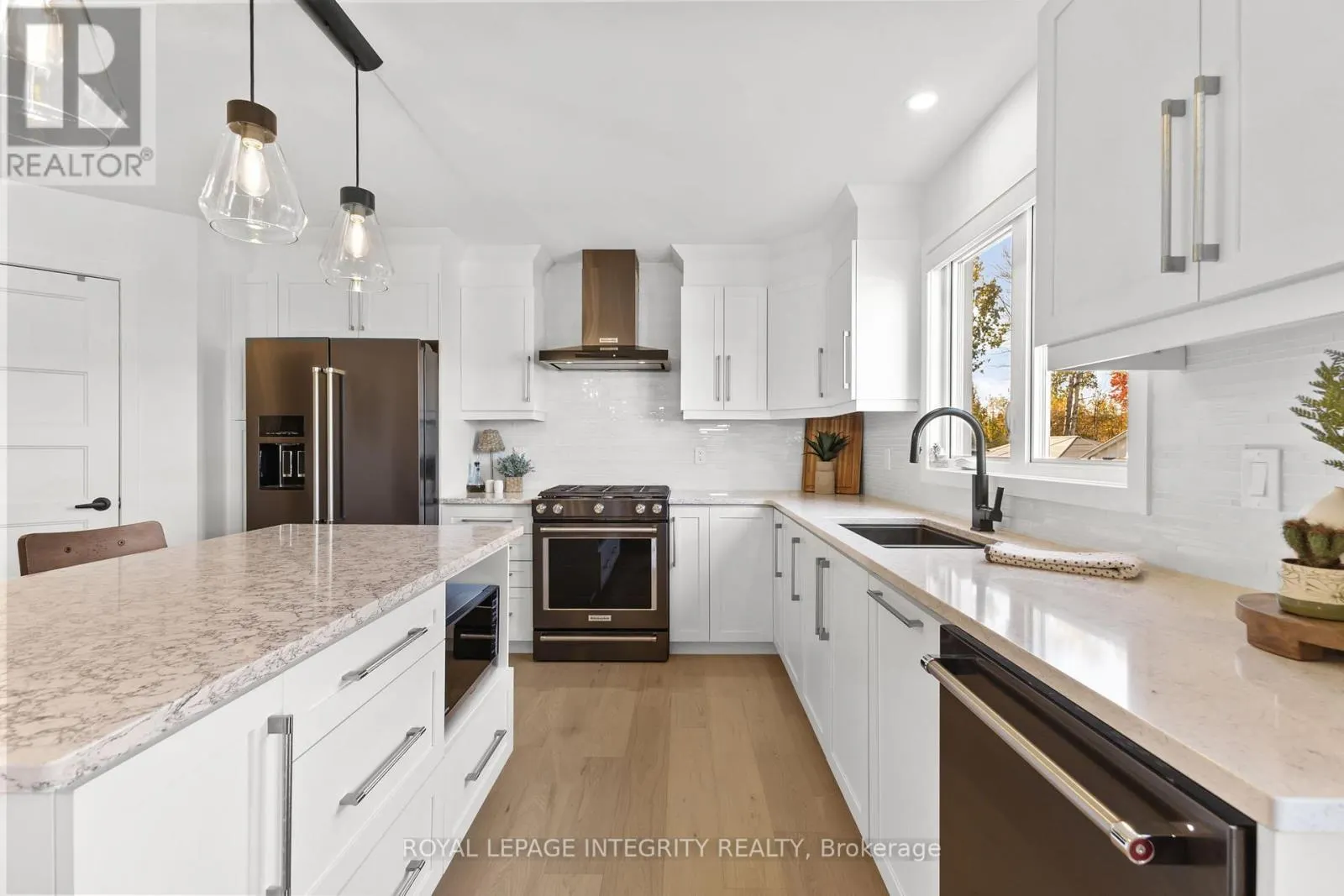 204 HYBRID STREET