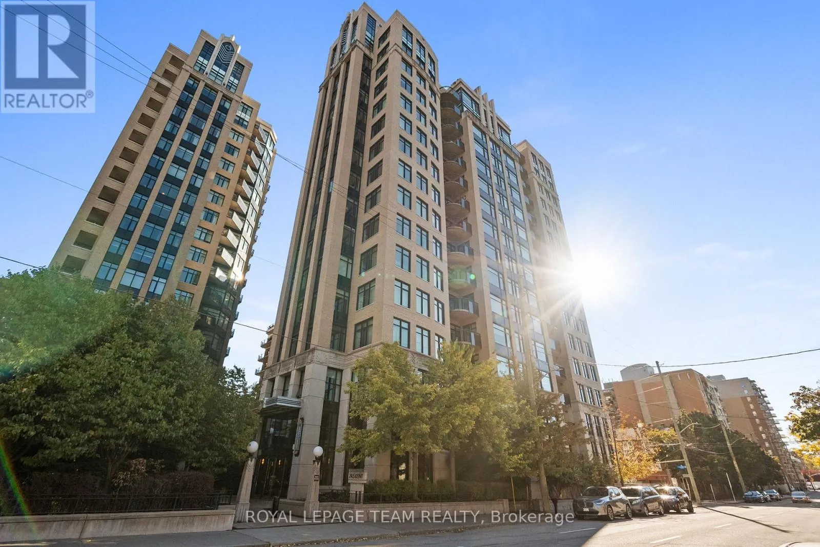 407 - 245 KENT STREET