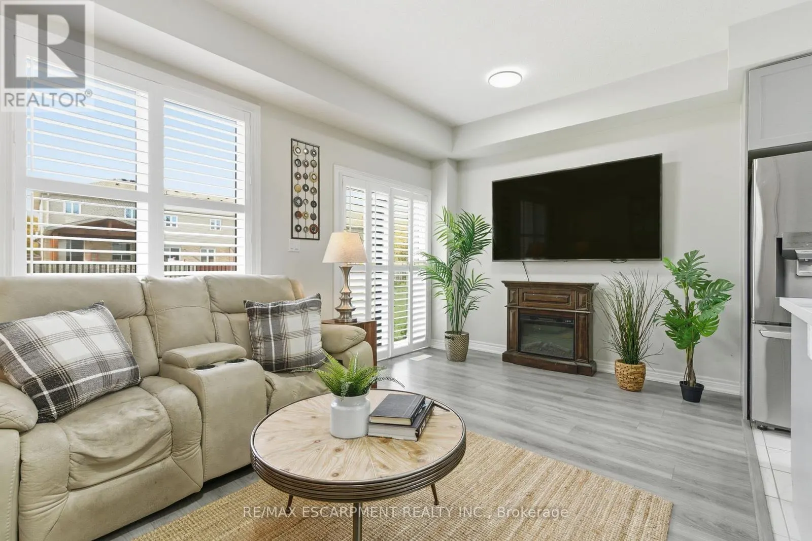 18 MIA DRIVE