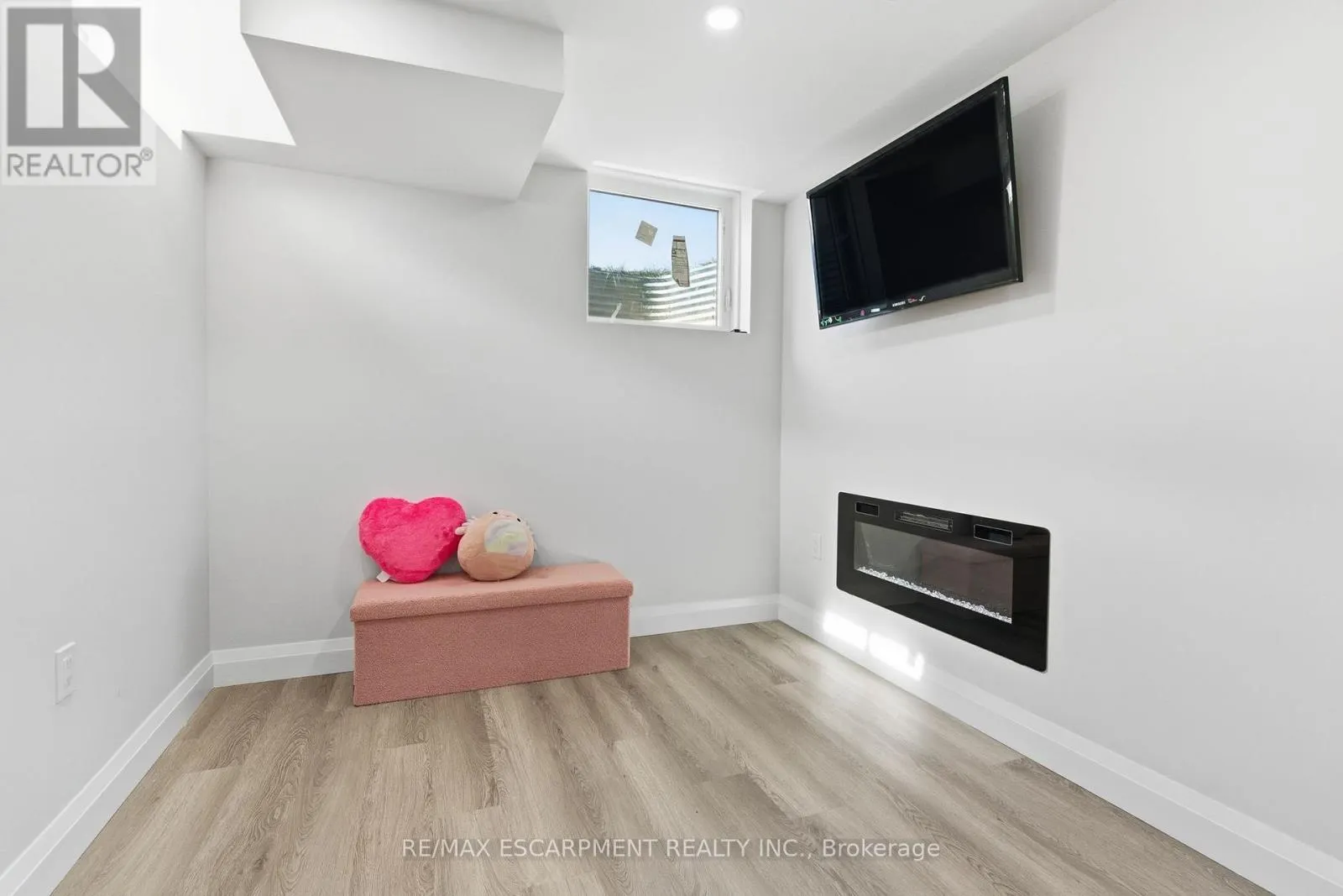 18 MIA DRIVE