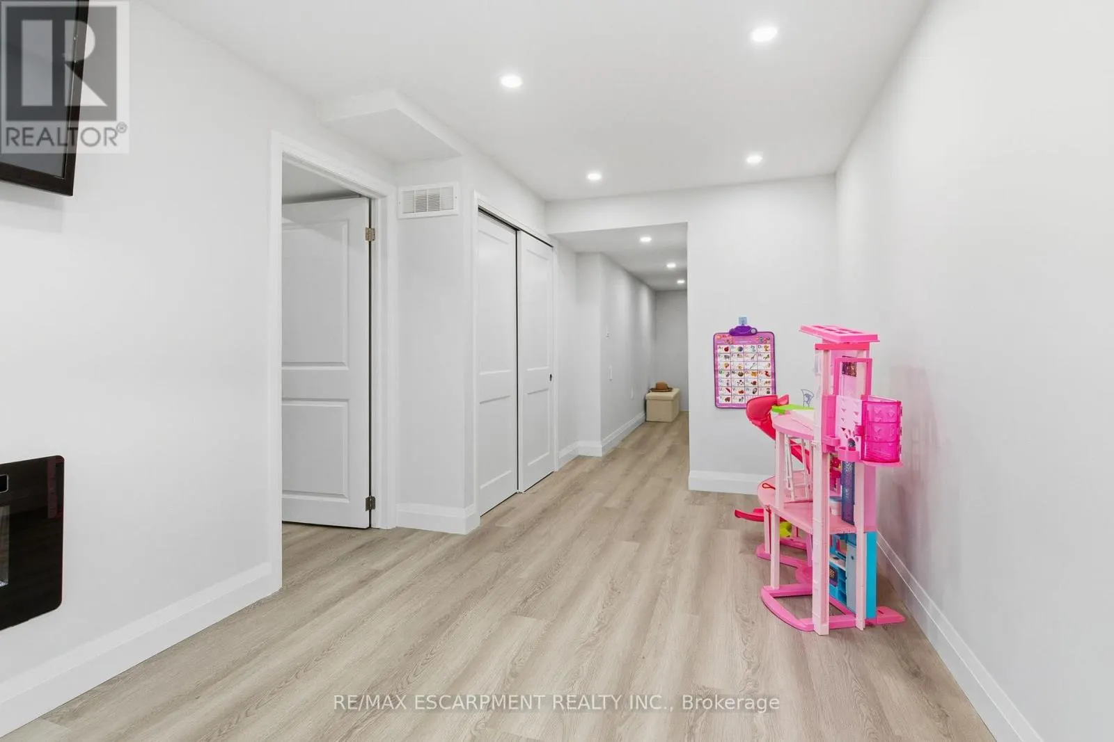 18 MIA DRIVE