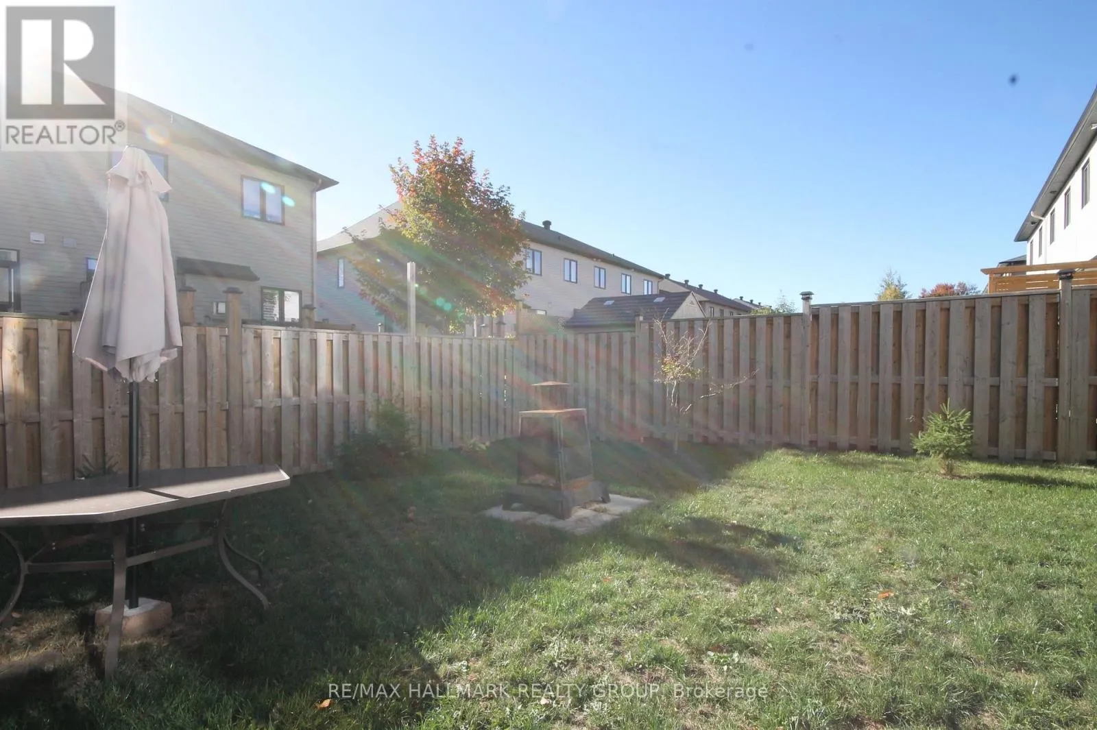 280 MUNRO STREET
