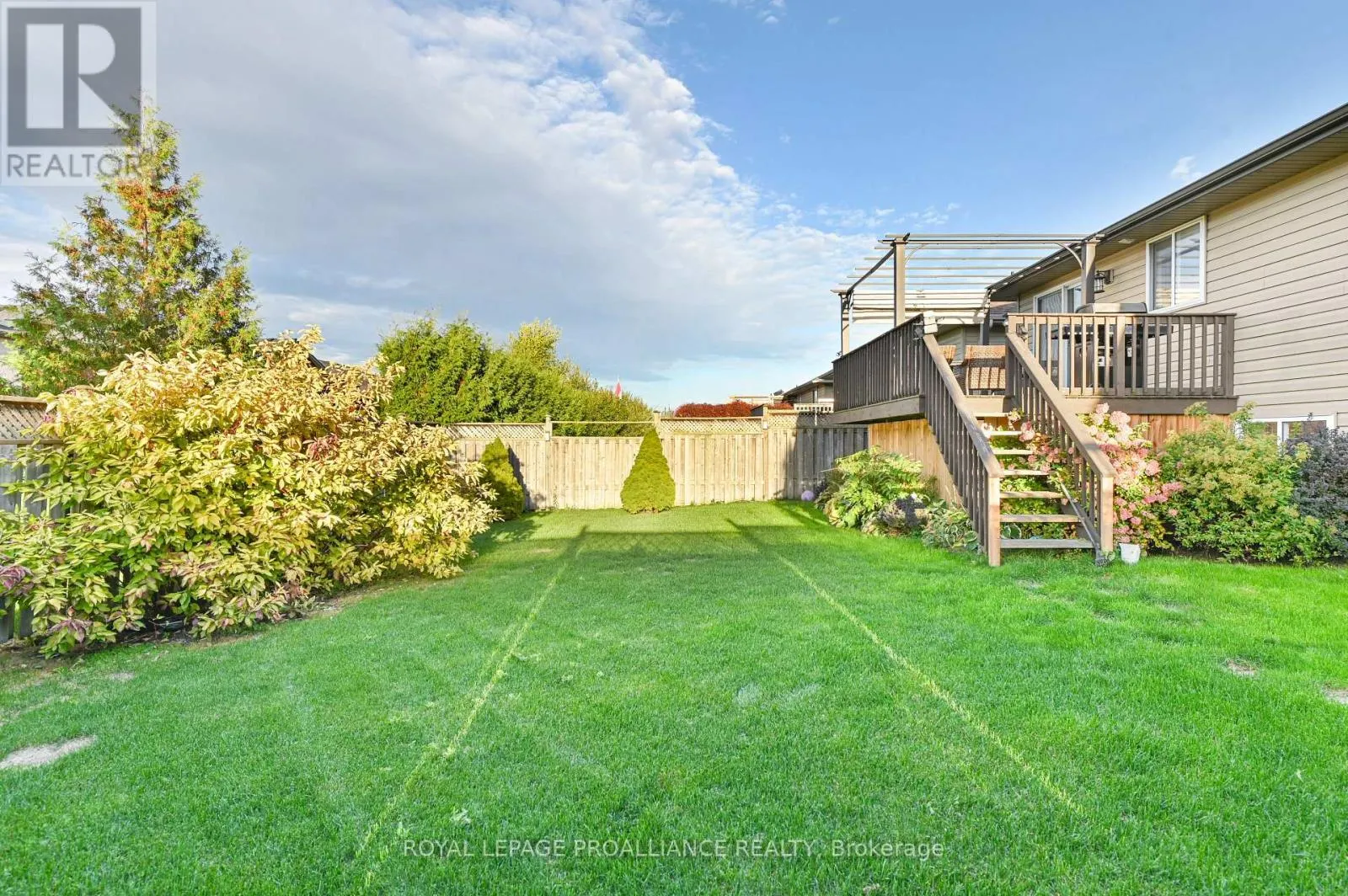 18 FOX DEN DRIVE