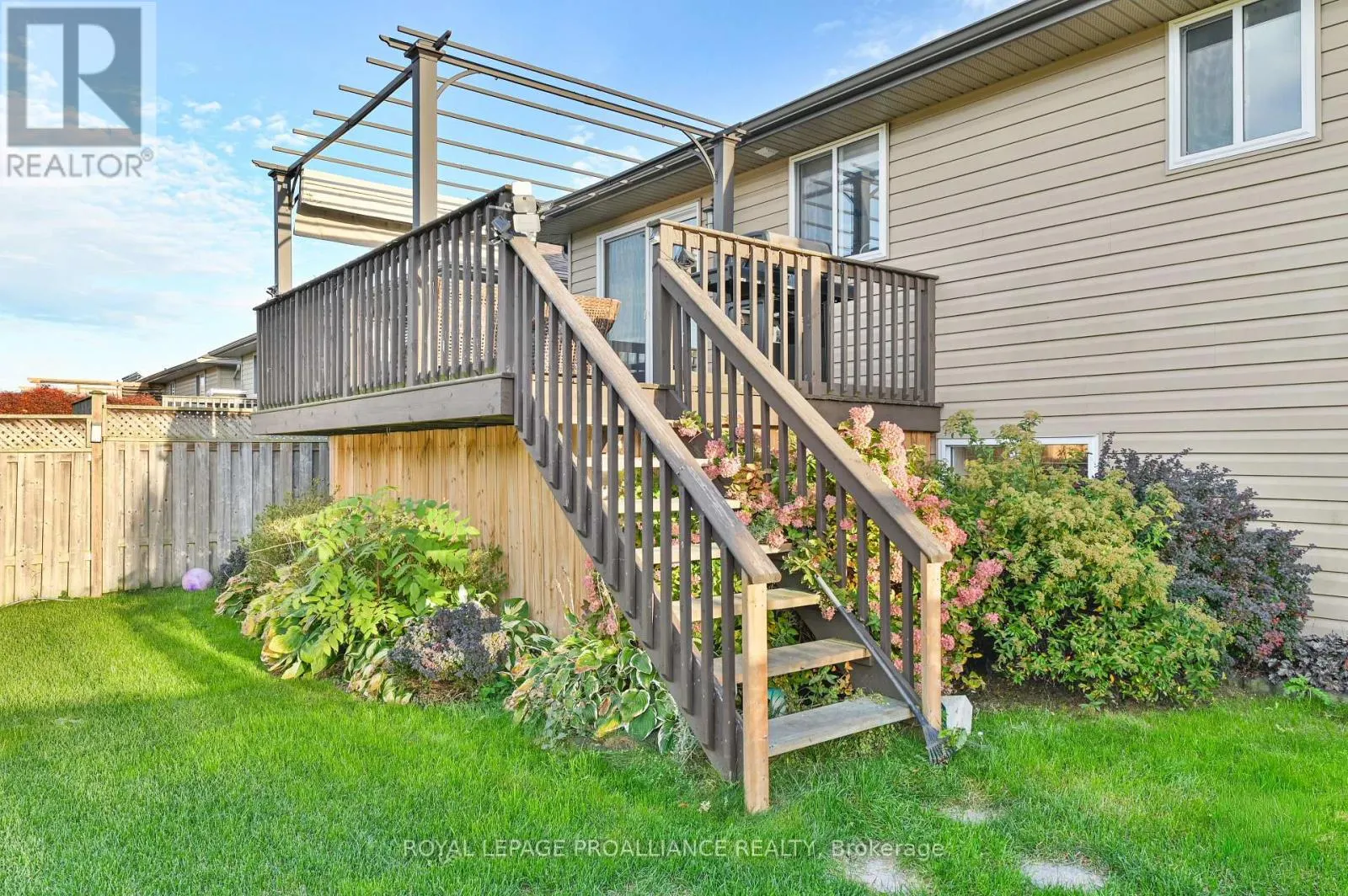 18 FOX DEN DRIVE