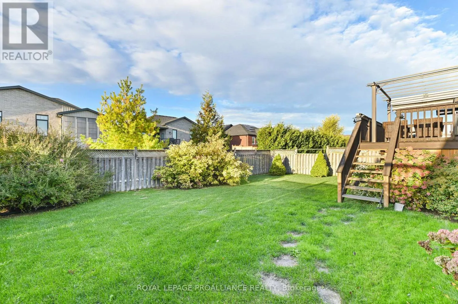 18 FOX DEN DRIVE