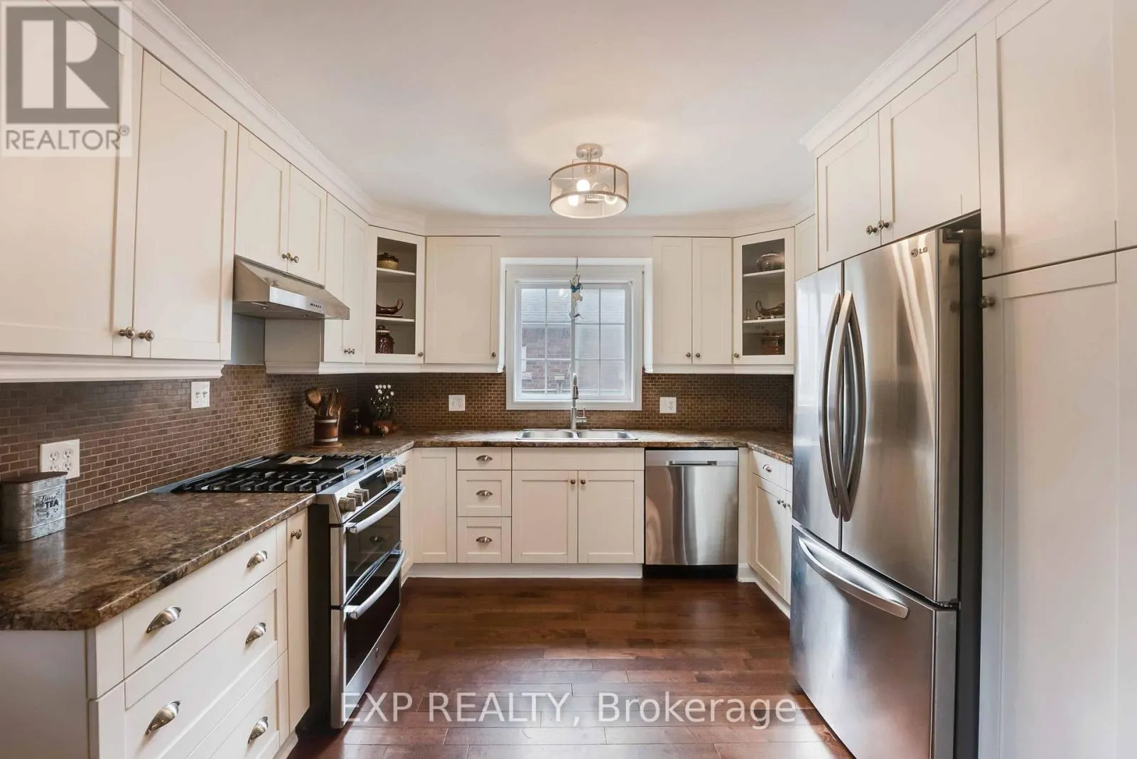 6501 ERWIN CRESCENT