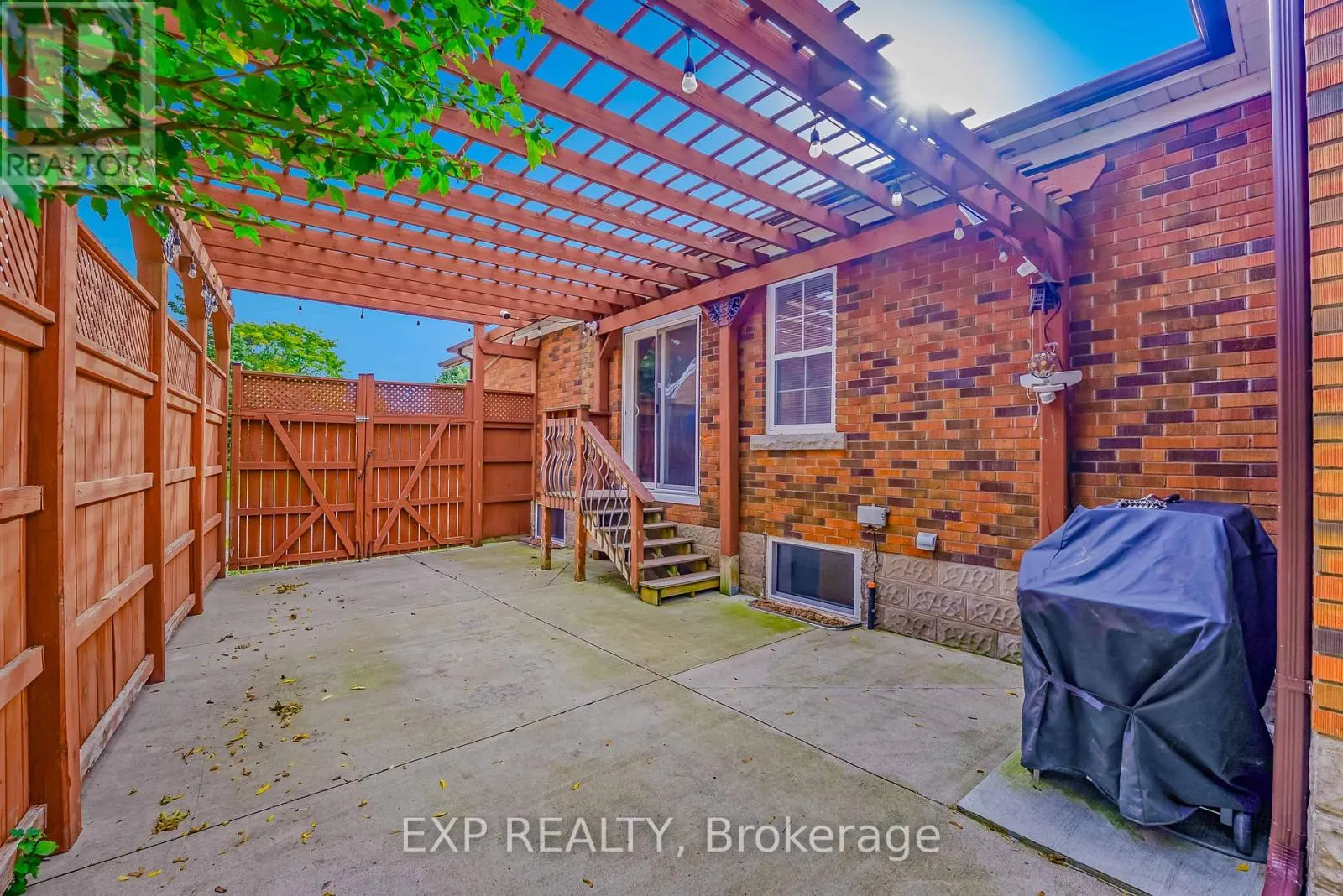 6501 ERWIN CRESCENT