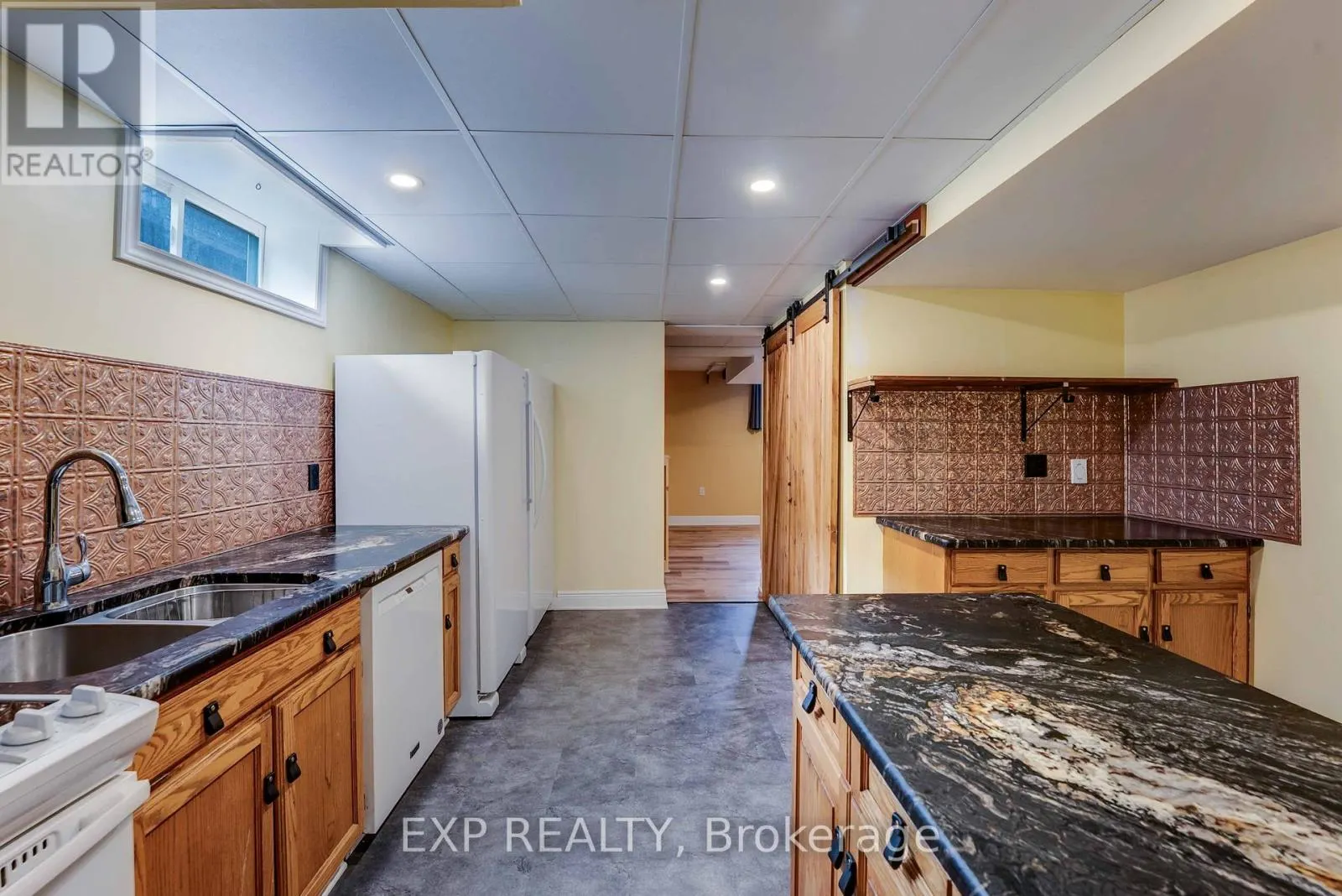 6501 ERWIN CRESCENT