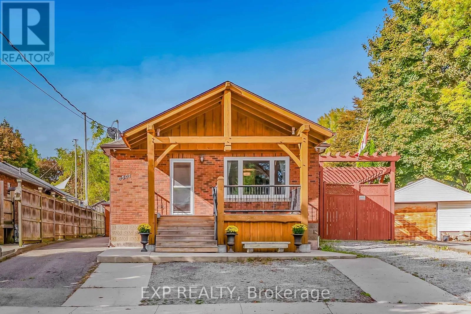 6501 ERWIN CRESCENT