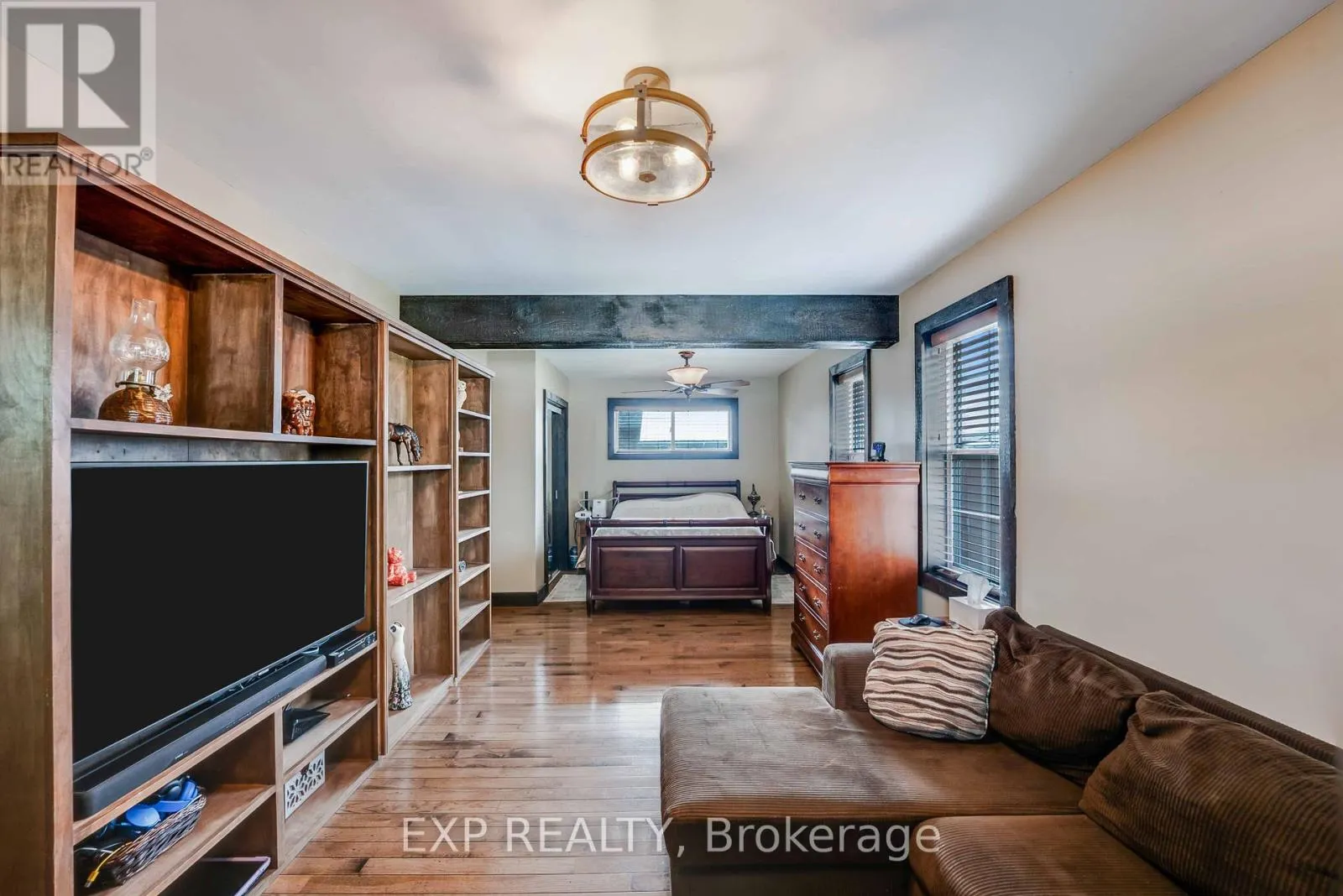 6501 ERWIN CRESCENT