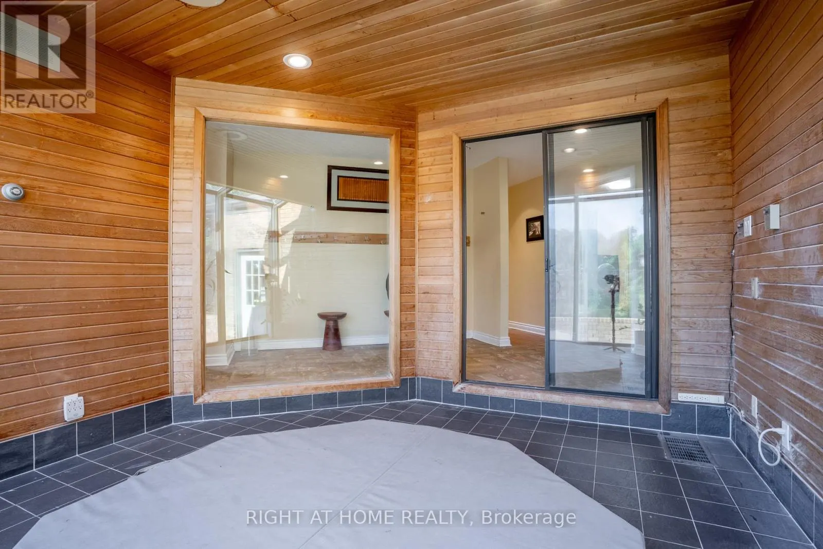 5 BURNT TREE COURT