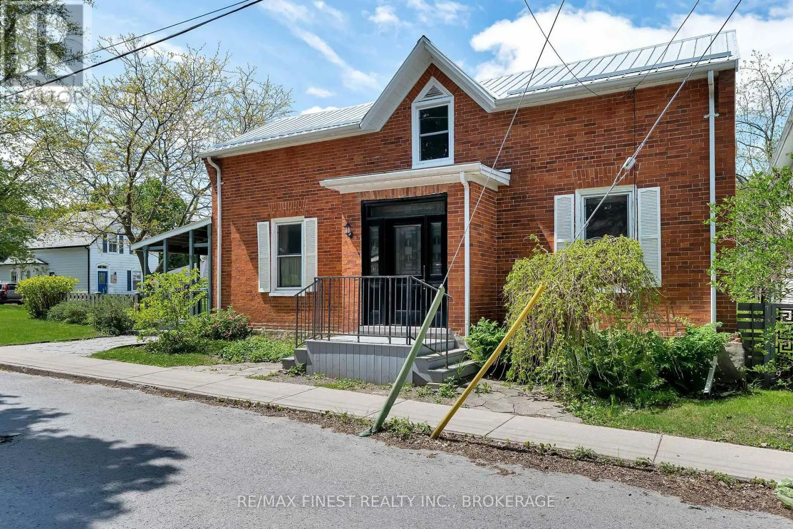 8 CATHERINE STREET