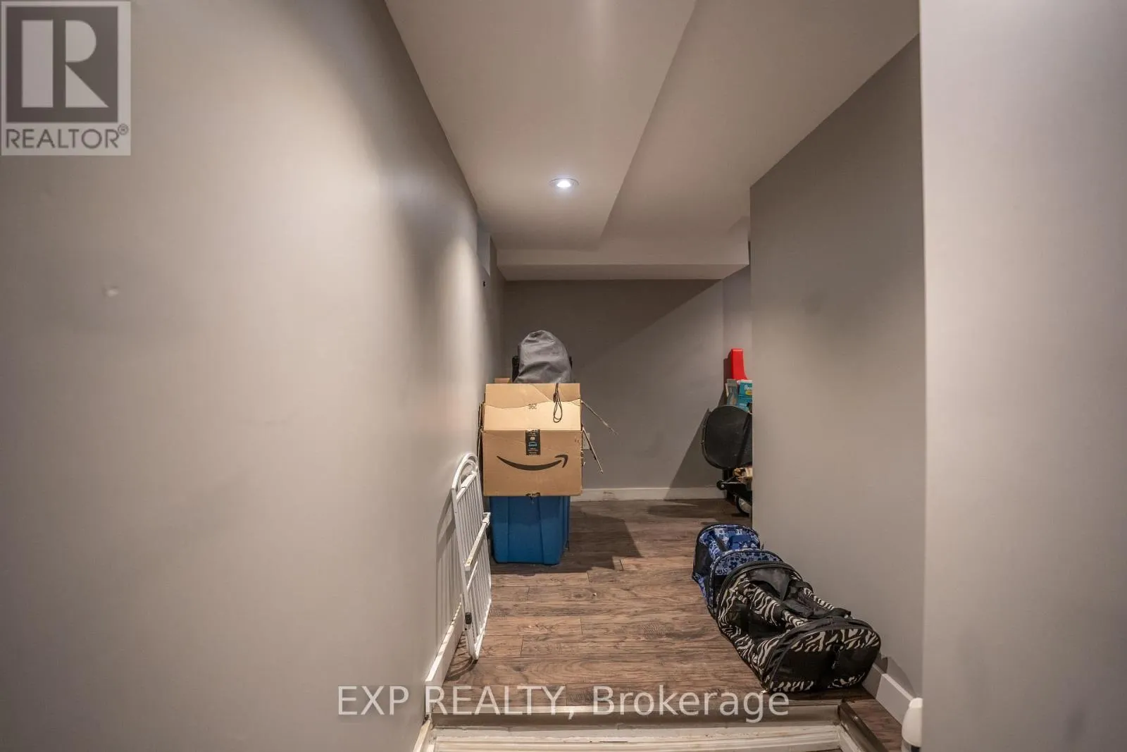 163 EMERALD STREET N