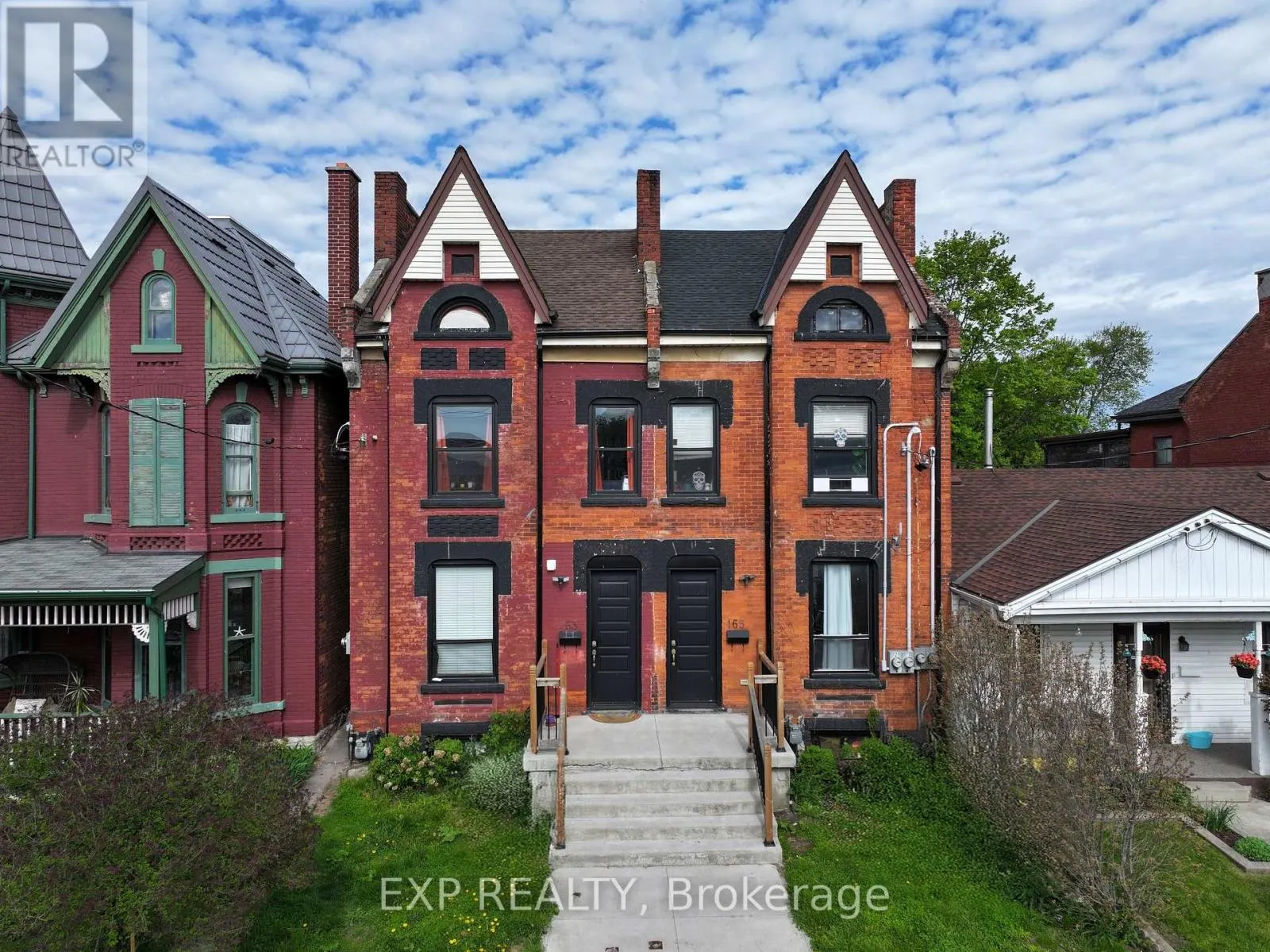 163 EMERALD STREET N
