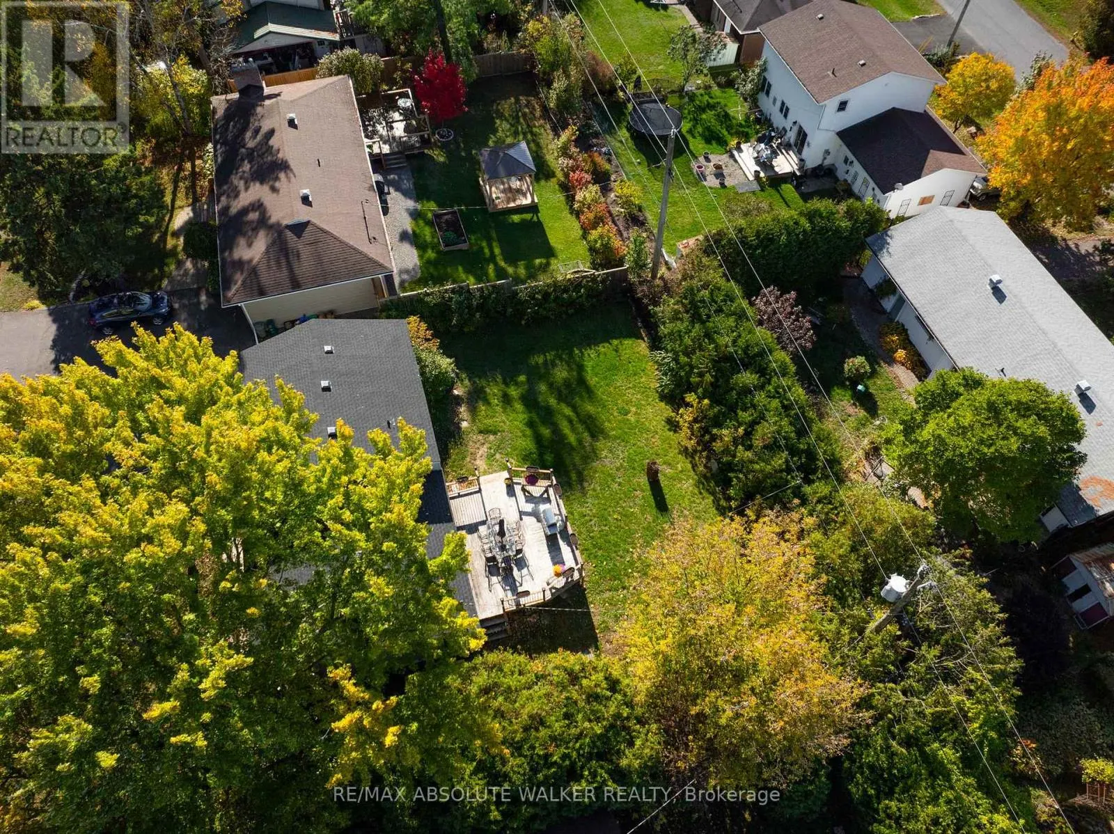 5298 HILLCREST DRIVE