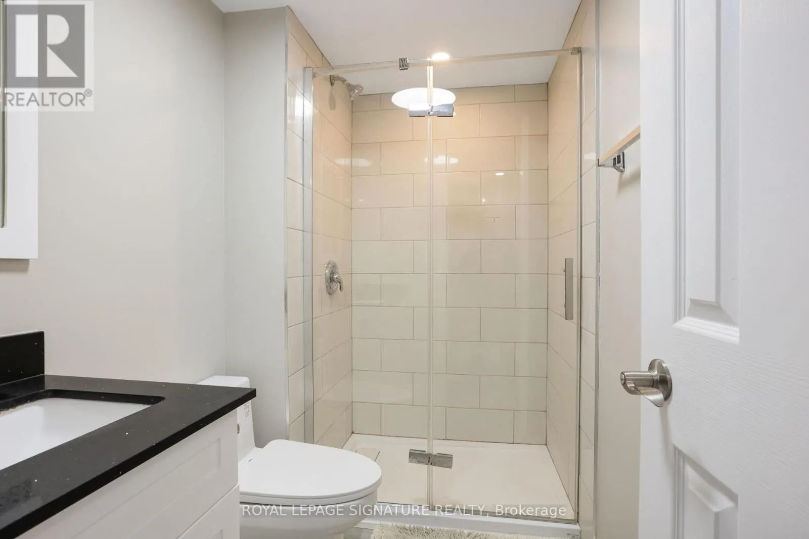 1506 QUEEN'S BOULEVARD