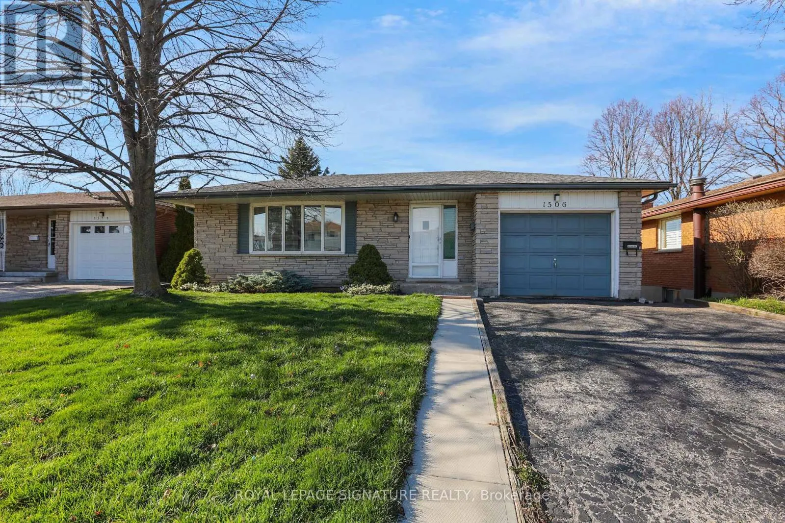 1506 QUEEN'S BOULEVARD