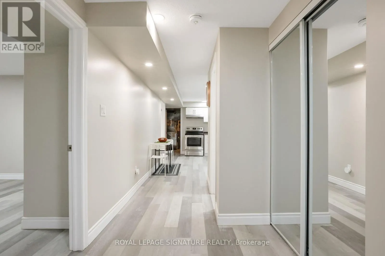 1506 QUEEN'S BOULEVARD