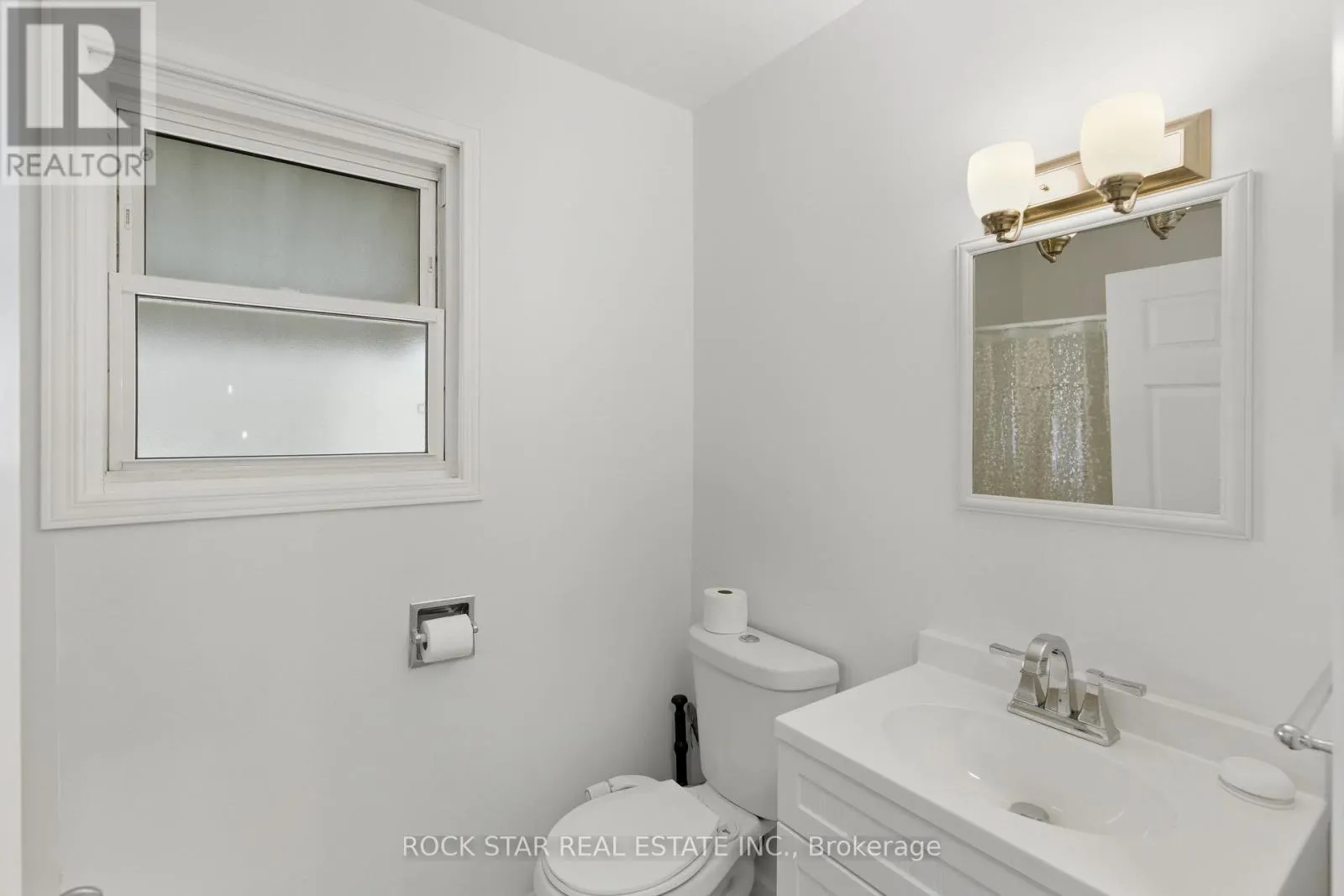 116 ROBINS AVENUE