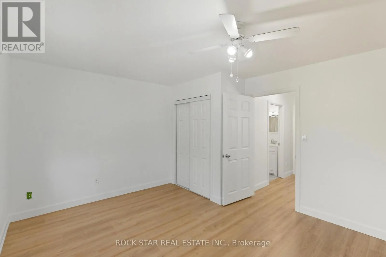 116 ROBINS AVENUE
