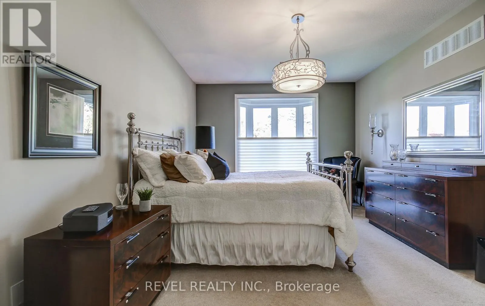 126 ABERFOYLE MILL CRESCENT