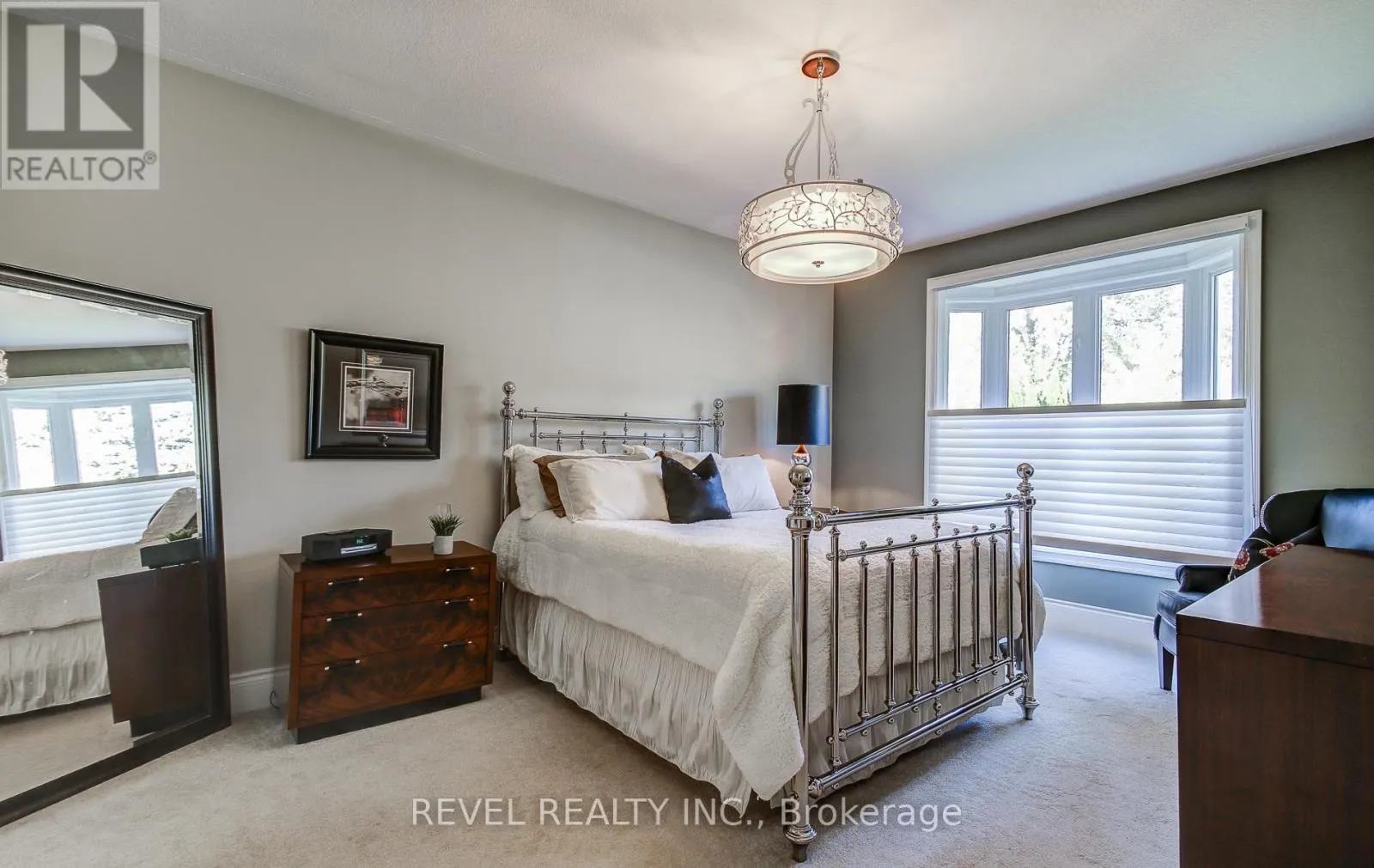 126 ABERFOYLE MILL CRESCENT