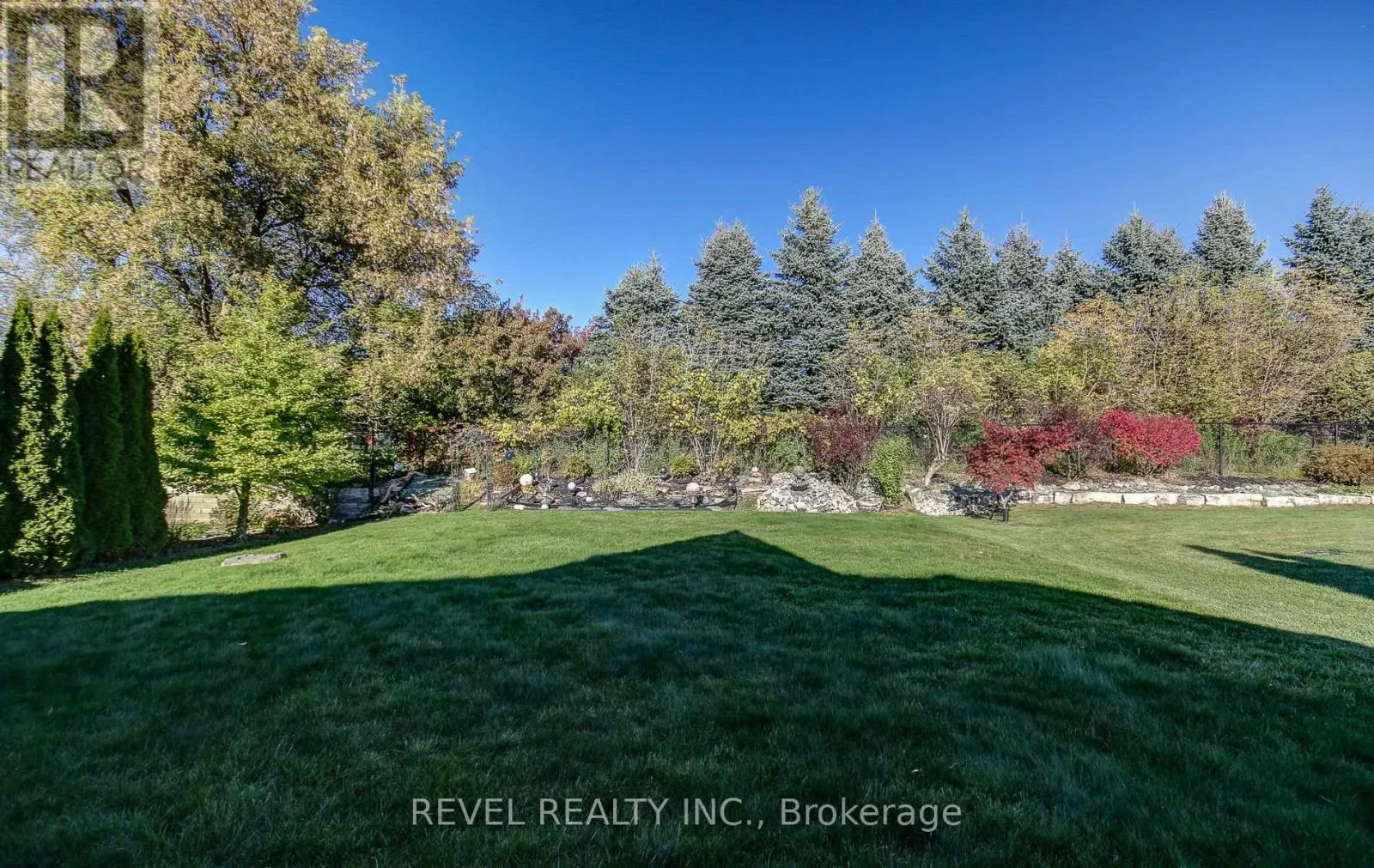 126 ABERFOYLE MILL CRESCENT