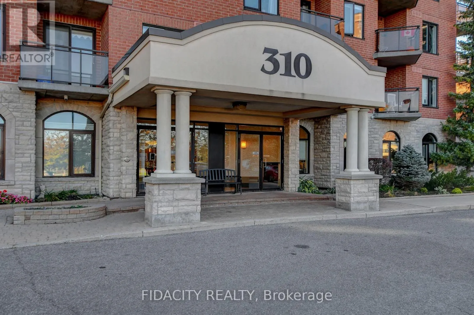 6C - 310 CENTRAL PARK DRIVE