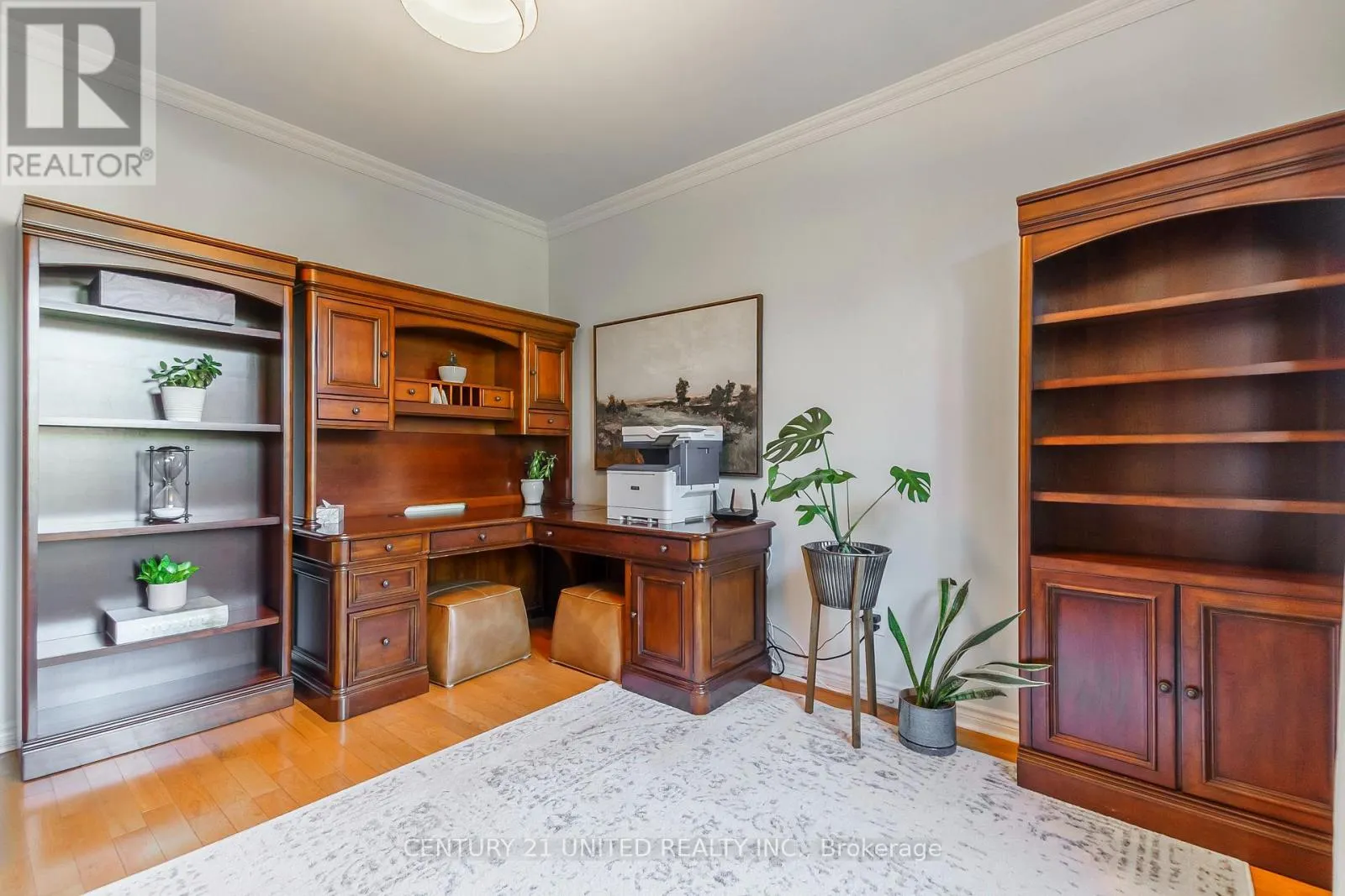 1058 MARIA STREET