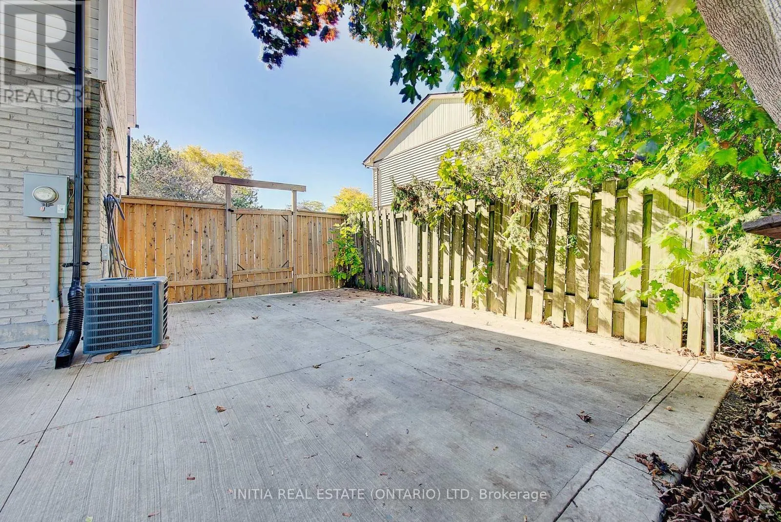 1407 JALNA BOULEVARD