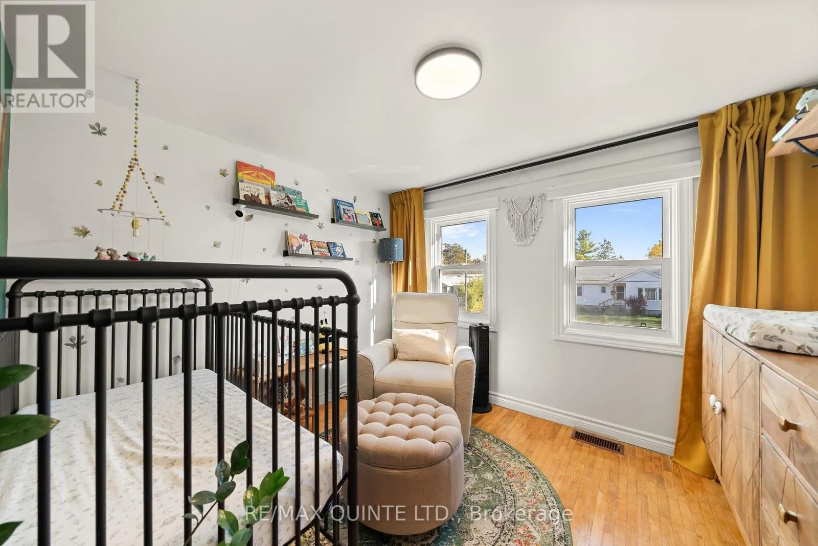 26 NORTH PARK GARDENS