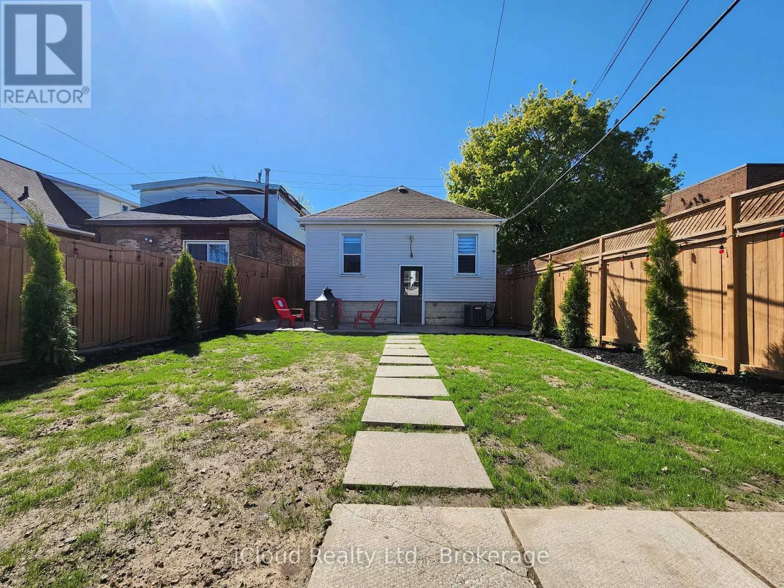 294 FAIRFIELD AVENUE