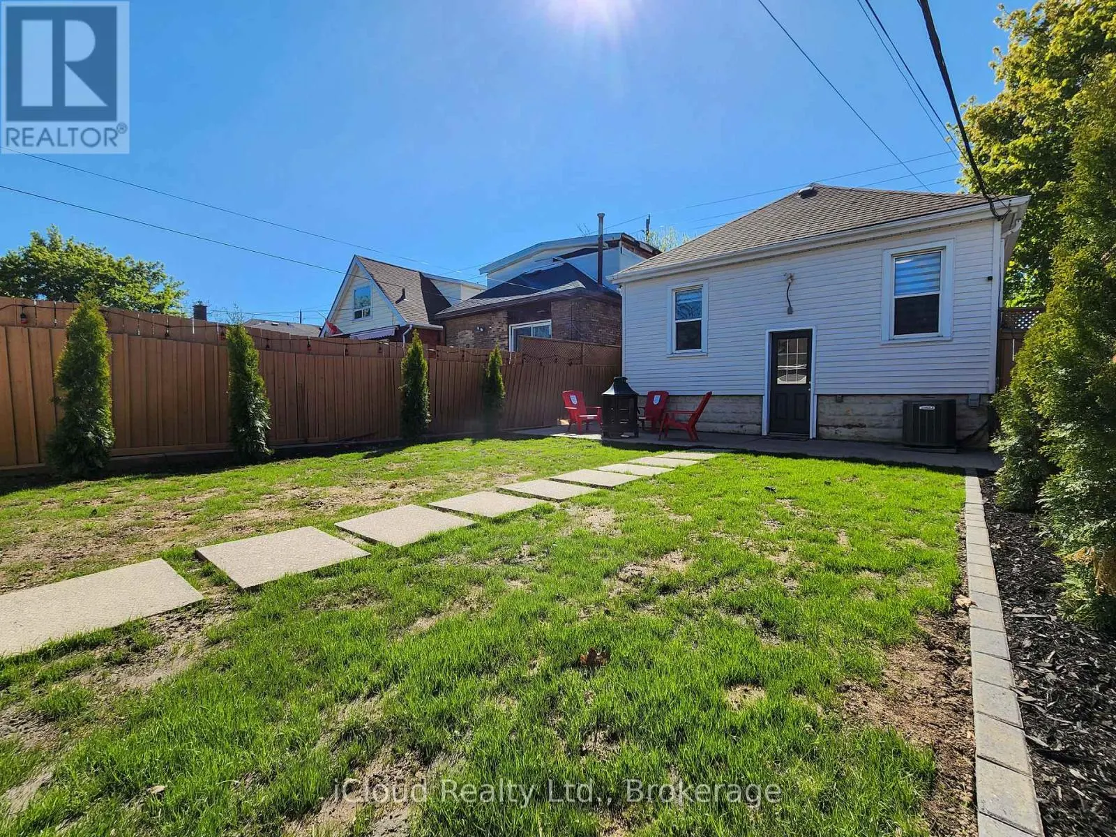 294 FAIRFIELD AVENUE