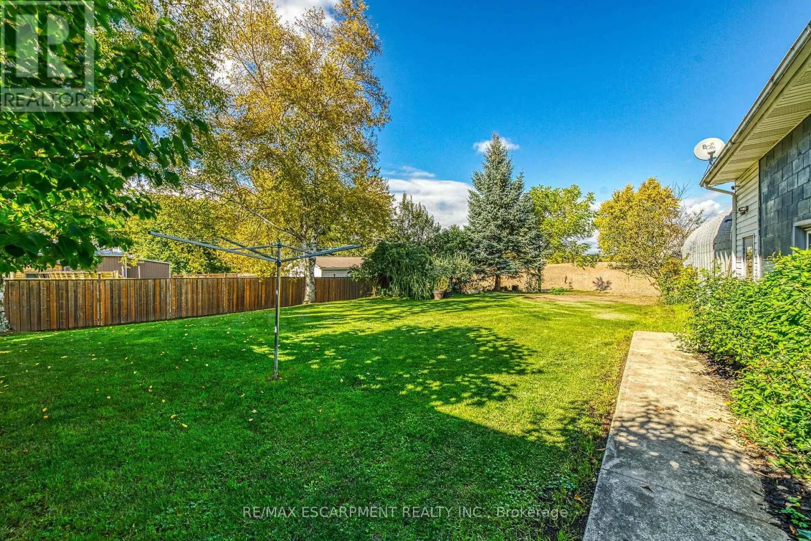477 LYNDEN ROAD