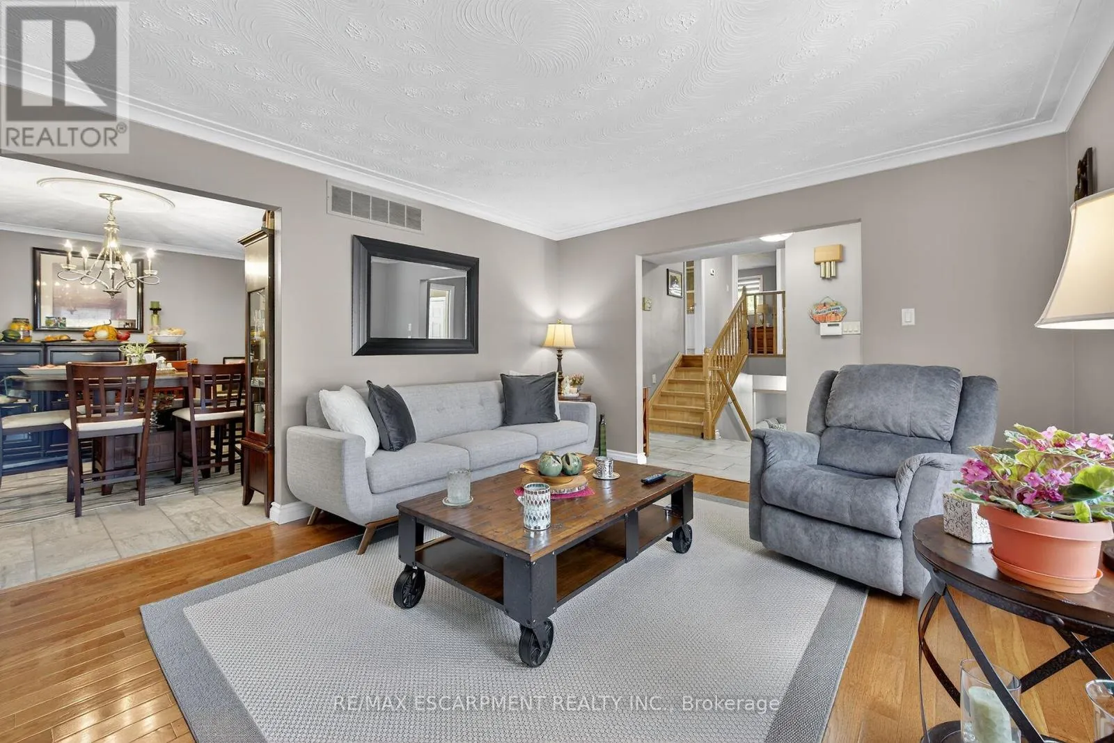 477 LYNDEN ROAD