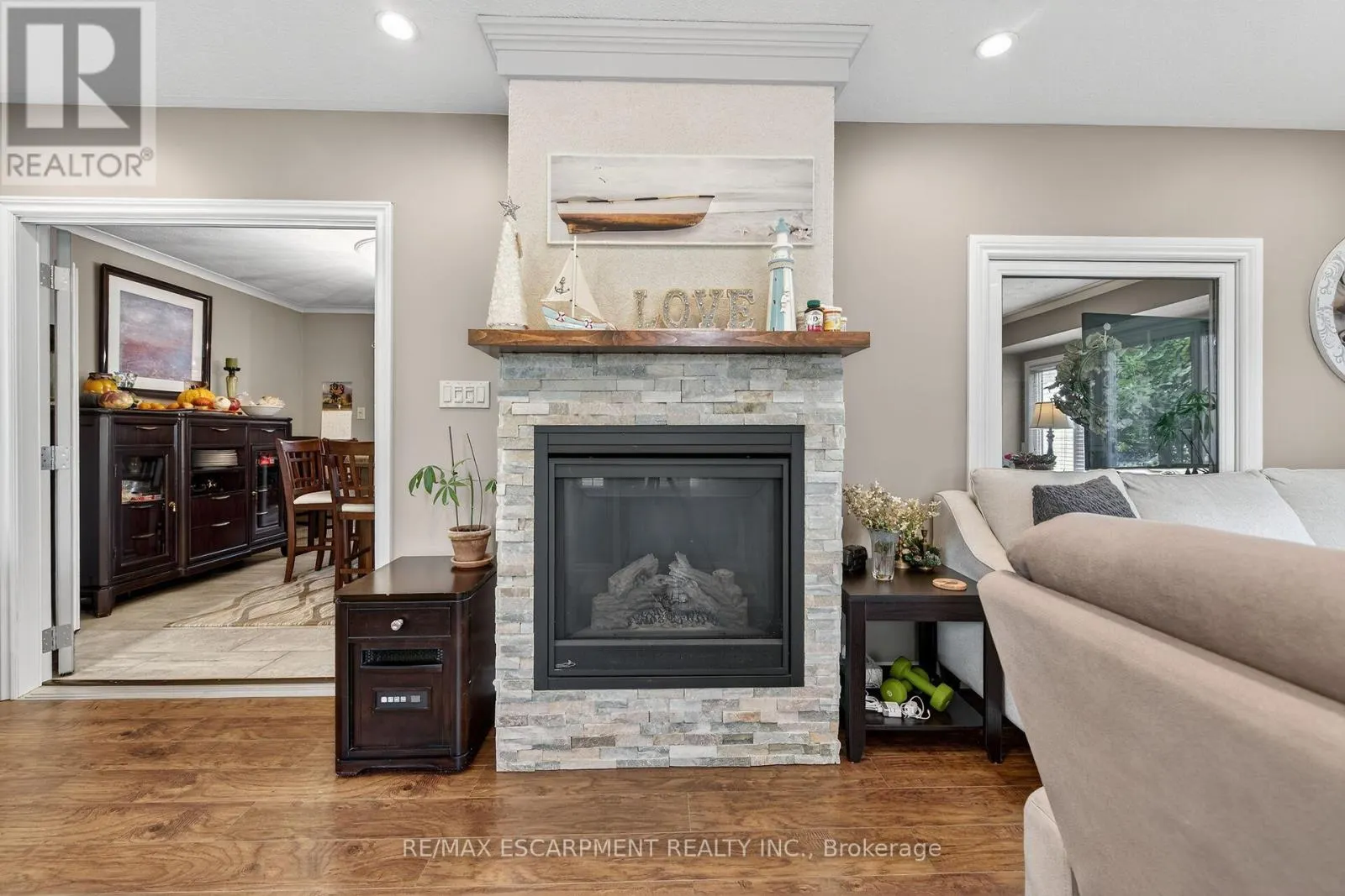 477 LYNDEN ROAD