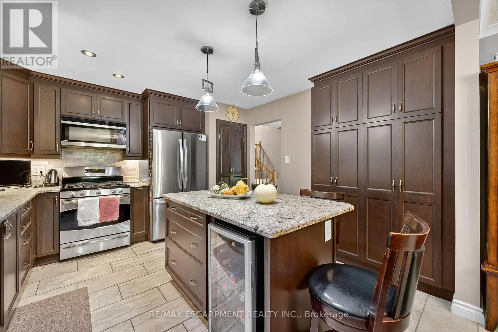 477 LYNDEN ROAD