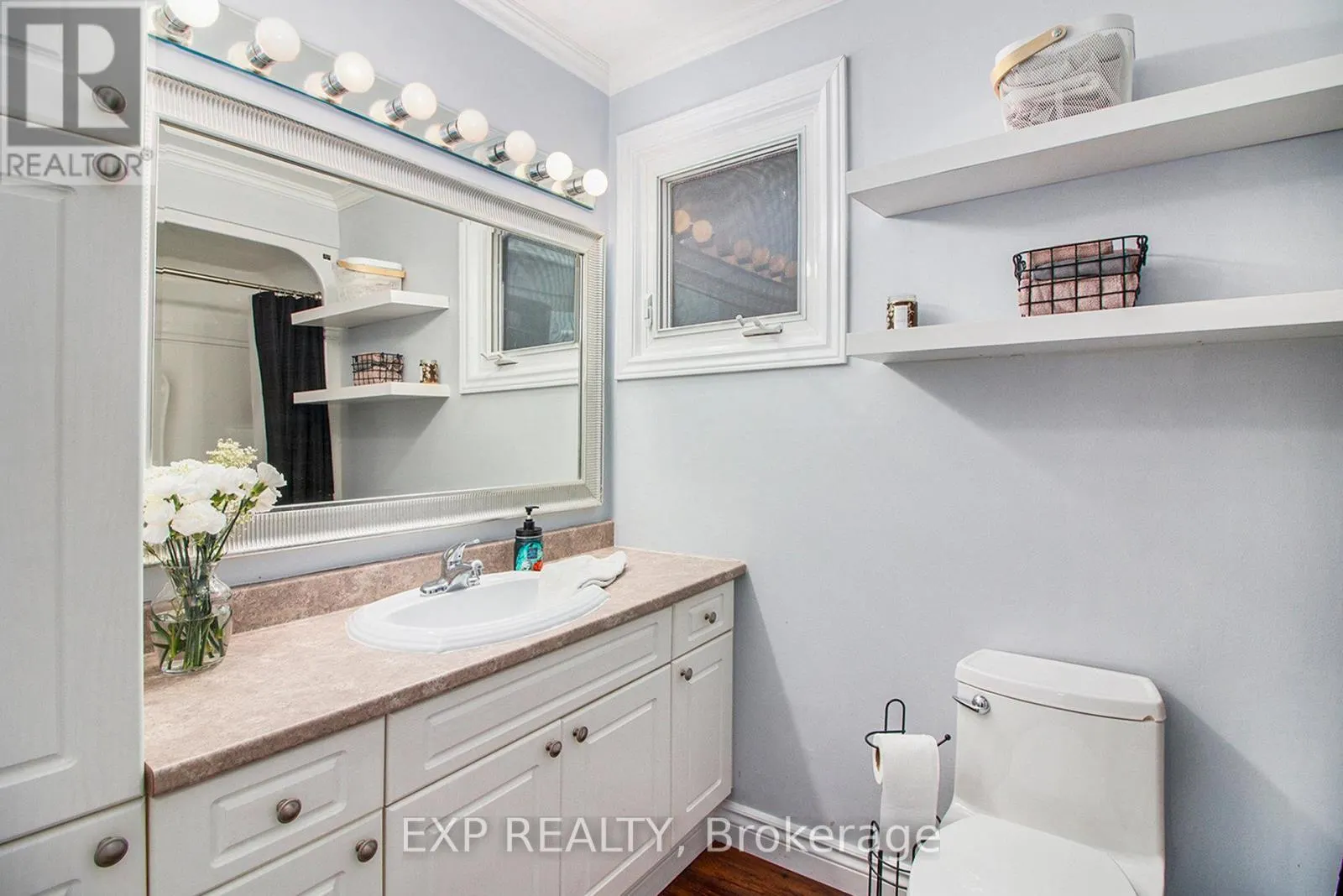 1105 TAFFY LANE