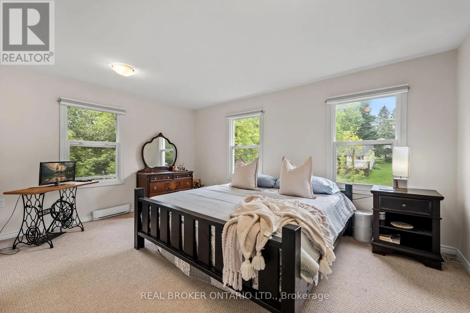 70 COWANS CRESCENT