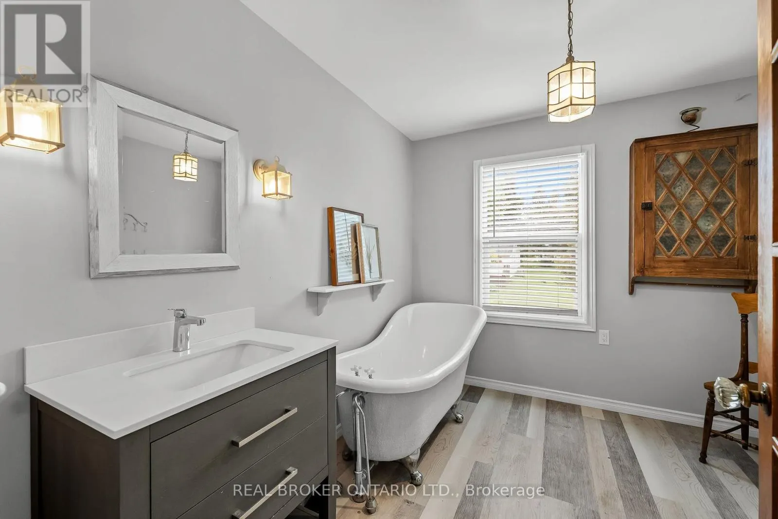 70 COWANS CRESCENT