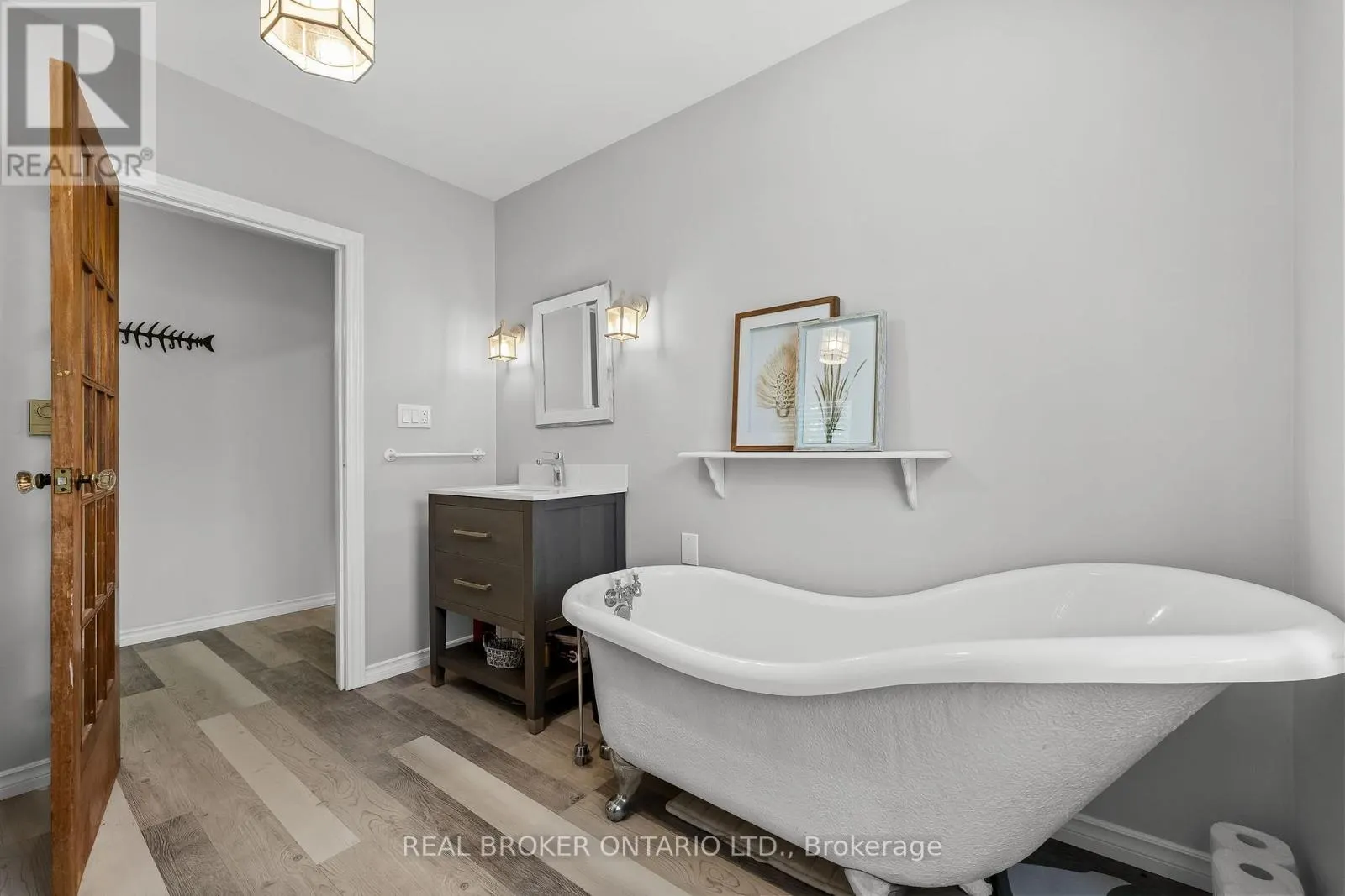 70 COWANS CRESCENT